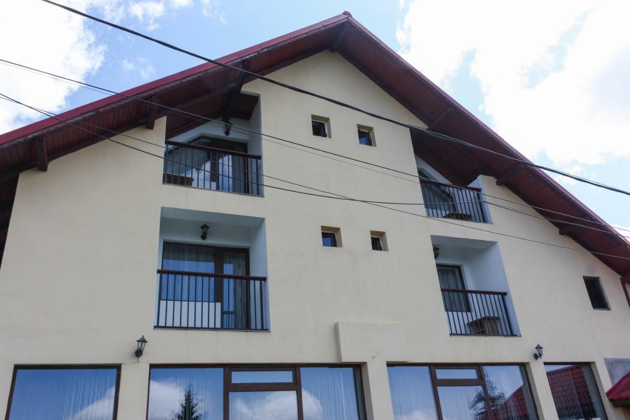 Hotel Perla Muntilor à Rânca Extérieur photo