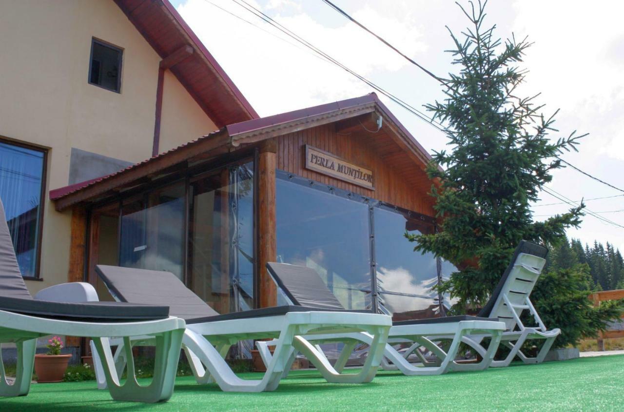 Hotel Perla Muntilor à Rânca Extérieur photo